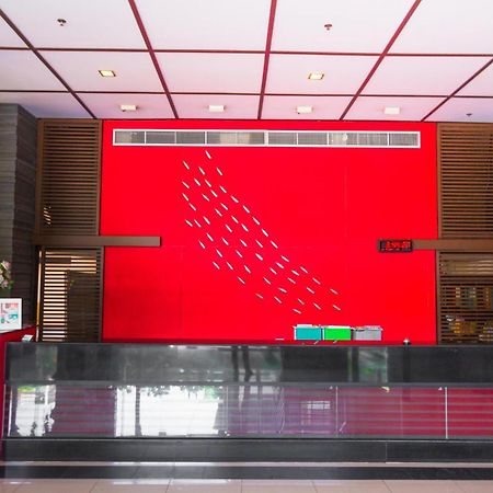 Mayflower Grande Hotel Chiang Mai Dış mekan fotoğraf