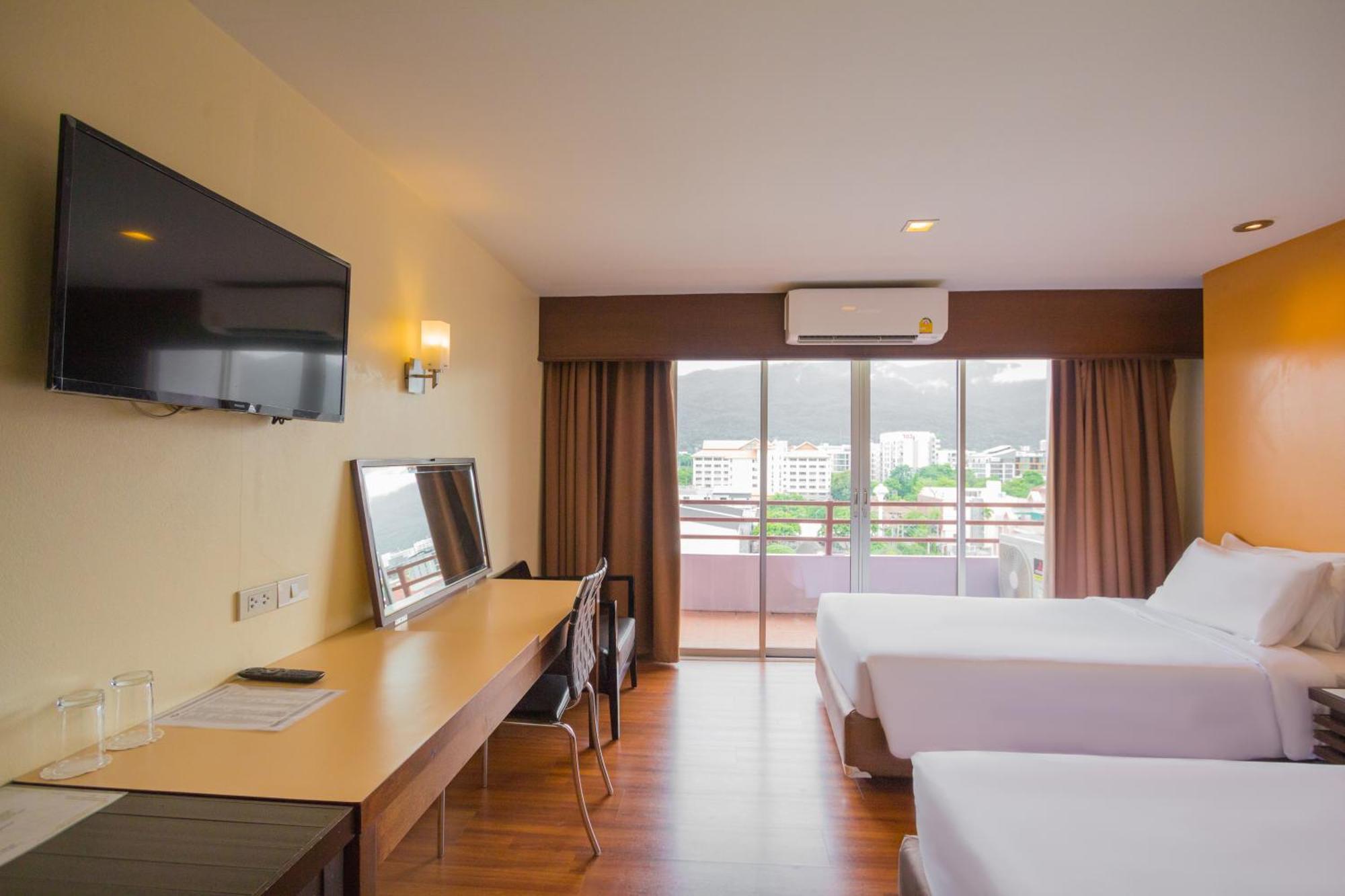 Mayflower Grande Hotel Chiang Mai Dış mekan fotoğraf