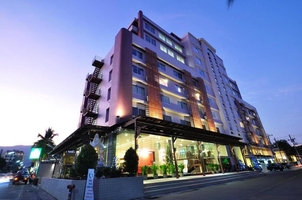 Mayflower Grande Hotel Chiang Mai Dış mekan fotoğraf